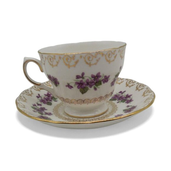 COLCLOUGH Teacup and Saucer Set Violet Pattern with Gold Trim England Vintage - Picture 1 of 11
